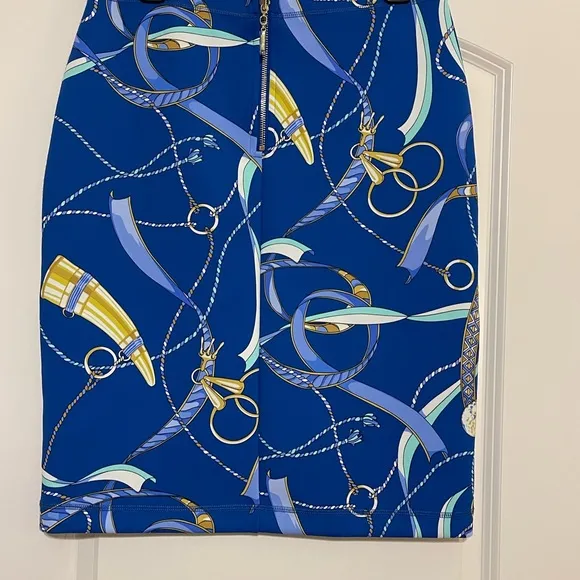 ✨ Brand New Ladies J.Mclaughlin Thalia Skirt in Sinclair Penscript✨