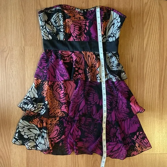❤️ Forever 21 Strapless Butterfly Dress Size Small NWOT