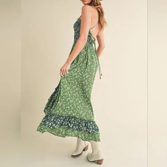 *** Green Ruffled Tiered Maxi Summer Dress