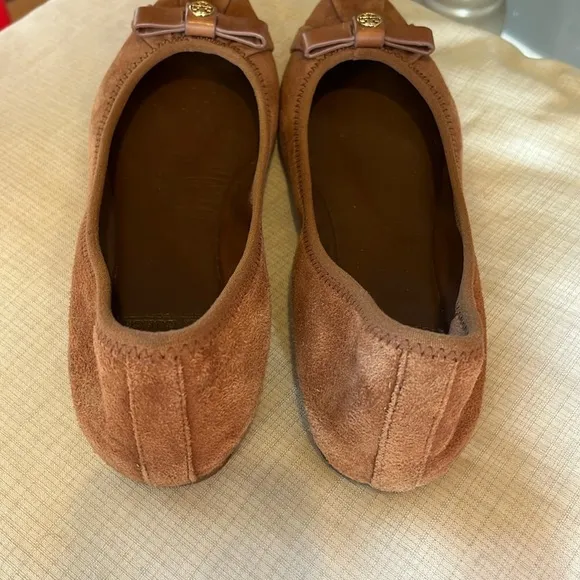 🇪🇸 Tory Burch Ally Soho Lux Suede Ballet Flat Wild Almond Size 5