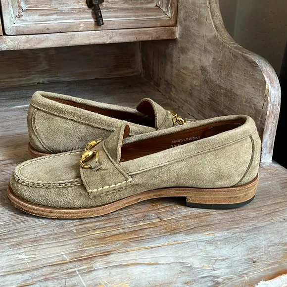 🤍 Weejuns by G.H. Bass Lindsay Loafers Suede Gold Horse Bit Size 7.5 Taupe