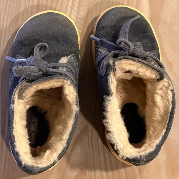 18. Kids Tod’s Junior Periwinkle Blue Suede Fleece Boots