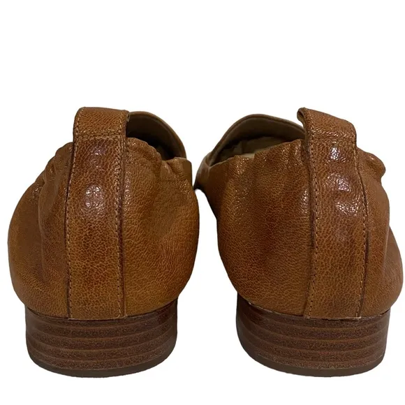 Abeo Jean II Slip-On Leather Loafers Size 7 1/2 Neutral
