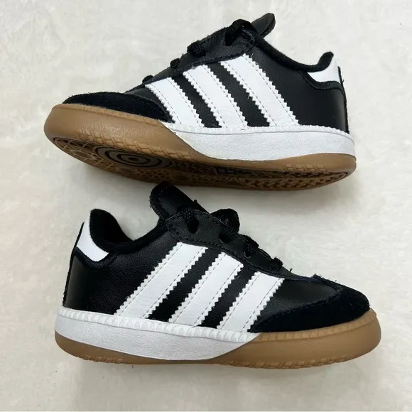adidas Black and White Sneakers with Retro Design and Suede Leather Upper