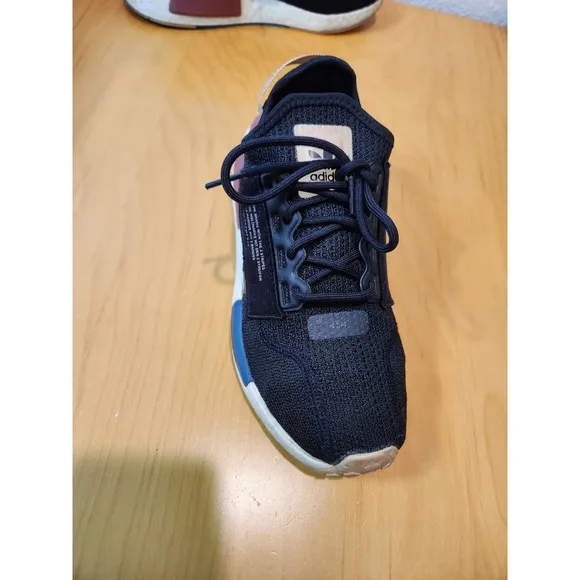 Adidas NMD R1 V3 Running Shoes Lightweight Sneakers Black Casual 245 M6 W7.5
