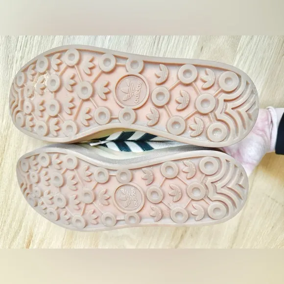 adidas Originals Gazelle Bold sneakers in beige and black (blush) sz 7.5