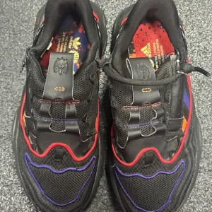 Adidas Ozweego Chinese New Year Kids Black and Red Sneakers size 4