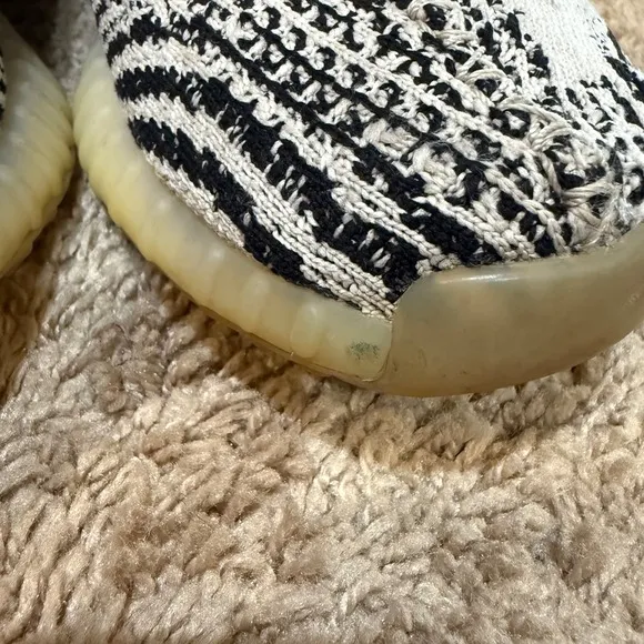 Adidas Yeezy Boost 350 V2 Zebra White Black Red Stripe Sneakers Size 12