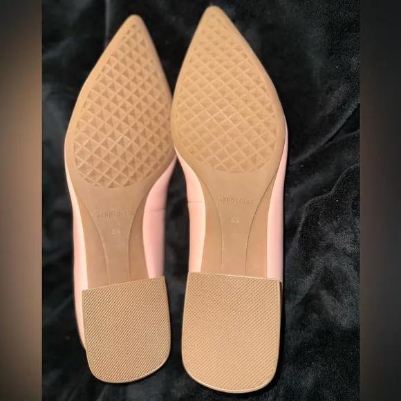 AEROSOLES Pink Flats with Sleek Pointed Toe