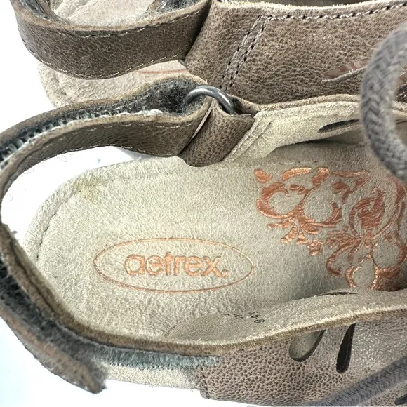 Aetrex Giselle Sandals 7.5 Brown Leather Wedge Shoes Womens EU 38