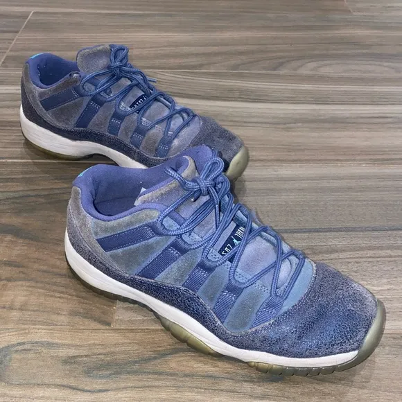 Air Jordan 11 Retro Low GS Blue Moon Shoes, S:6.5Y