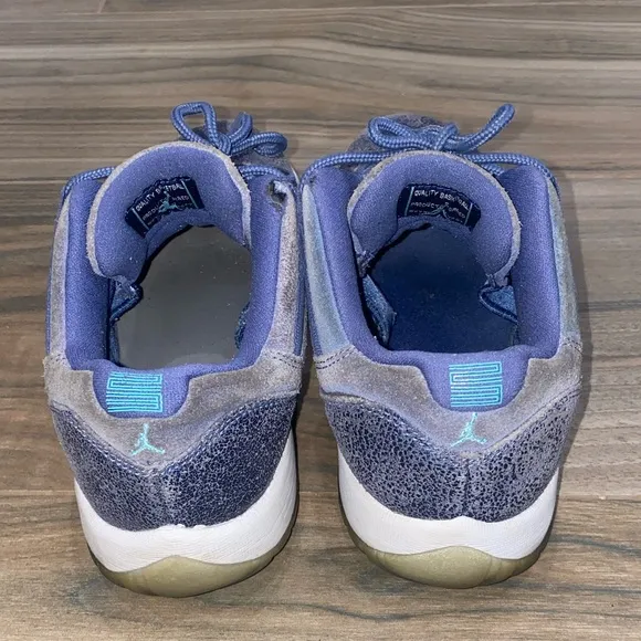 Air Jordan 11 Retro Low GS Blue Moon Shoes, S:6.5Y