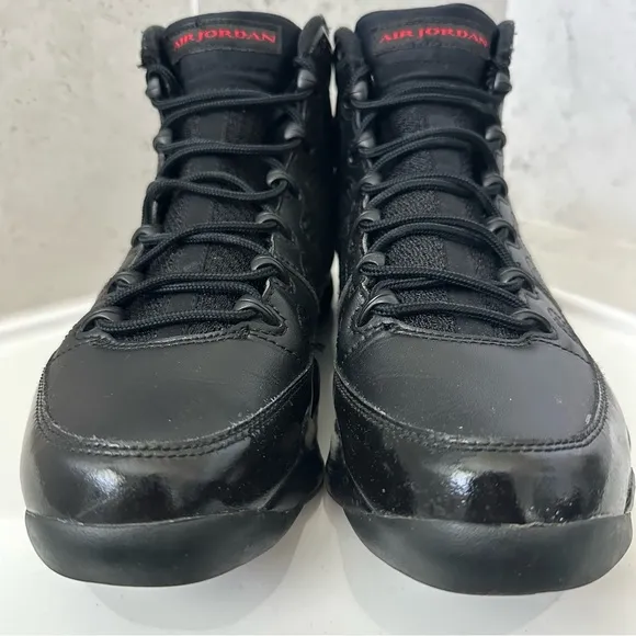 Air Jordan 9 Retro Sneaker Size 9