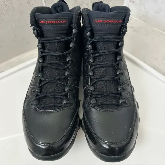 Air Jordan 9 Retro Sneaker Size 9
