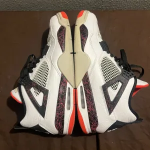 Air Jordan Black and Red Sneakers Retro 4 Pale Citron Air Jordan Nike