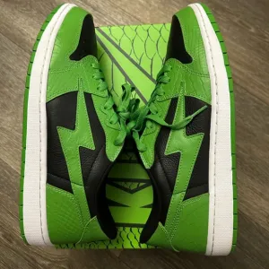 Air Kiy Sneakers