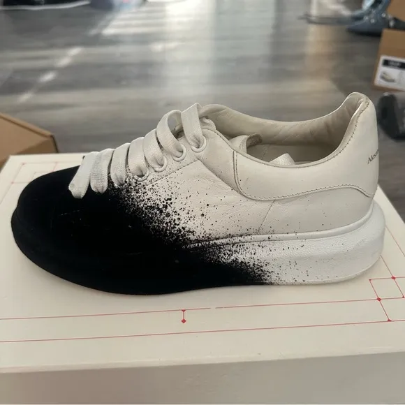 Alexander McQueen oversized Black and White Sneakers
