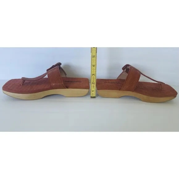 Anthropologie Kelsi Dagger Brooklyn Swag Thong Suede Brown Orange Sandals Sz 7