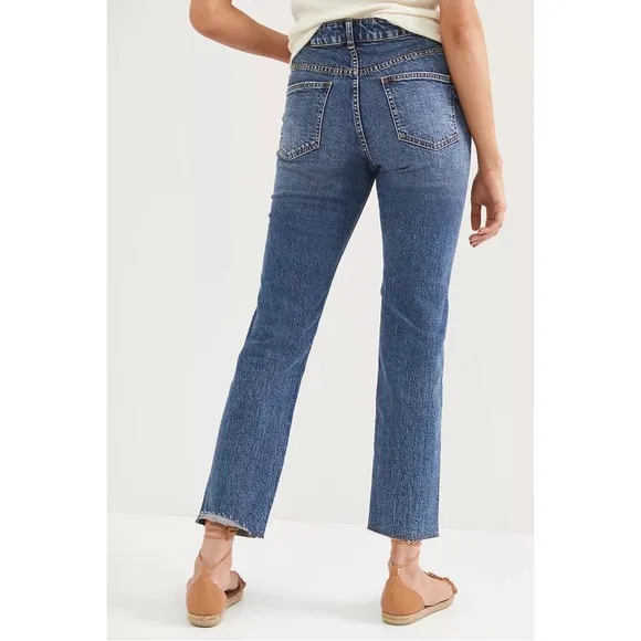ANTHROPOLOGIE Pilcro The Vintage Straight Ripped Jeans Size 29 NWT