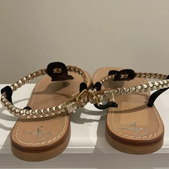 Aqua Black &amp; Gold D109 Suede Leather Thong Flat Sandals Regular (M, B)