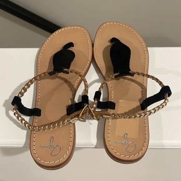 Aqua Black &amp; Gold D109 Suede Leather Thong Flat Sandals Regular (M, B)