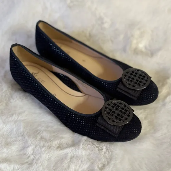 ARA 5 4.5 Bambi Suede Sparkle Ballet Flats in Navy Blue Puntikid • Classic