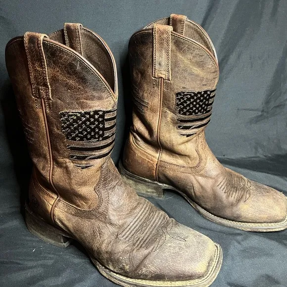 Ariat Men's Cowboy Boot Circuit Patriot Size 8- GUC