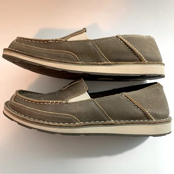 ARIAT | Women’s Cruiser Casual Brown Bomber Slip-On Shoes | 9.5