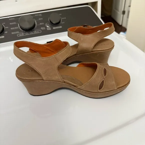 Ariat Women’s Sandals – Size 8