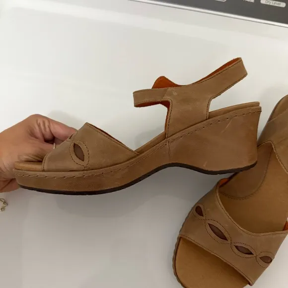 Ariat Women’s Sandals – Size 8