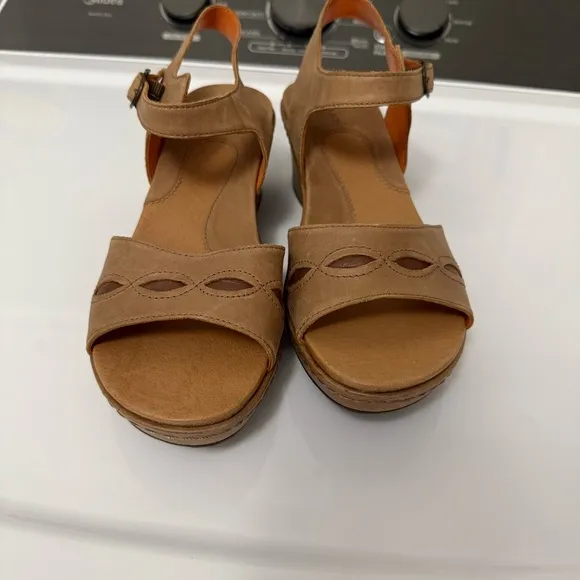 Ariat Women’s Sandals – Size 8