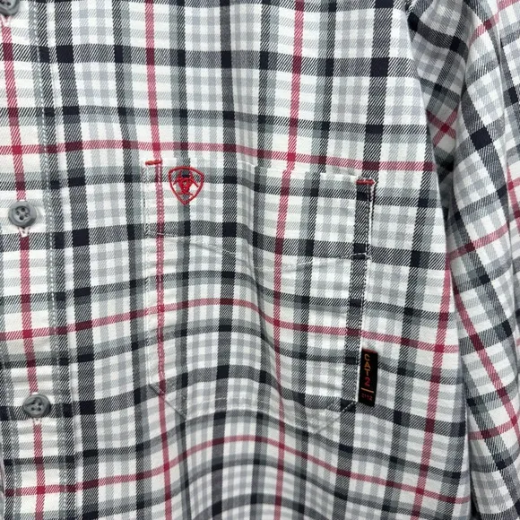 ARIAT WORK FR Men's Size L Flame Resistant Work Button Down Shirt