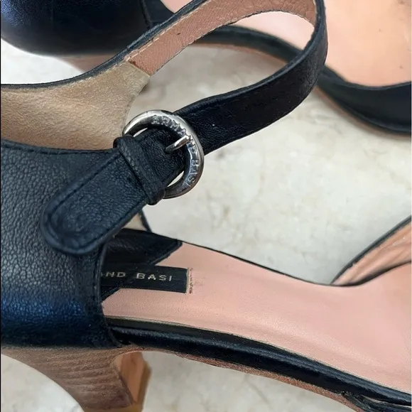 Armand Basi Sandals Size 39