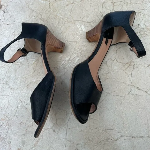 Armand Basi Sandals Size 39