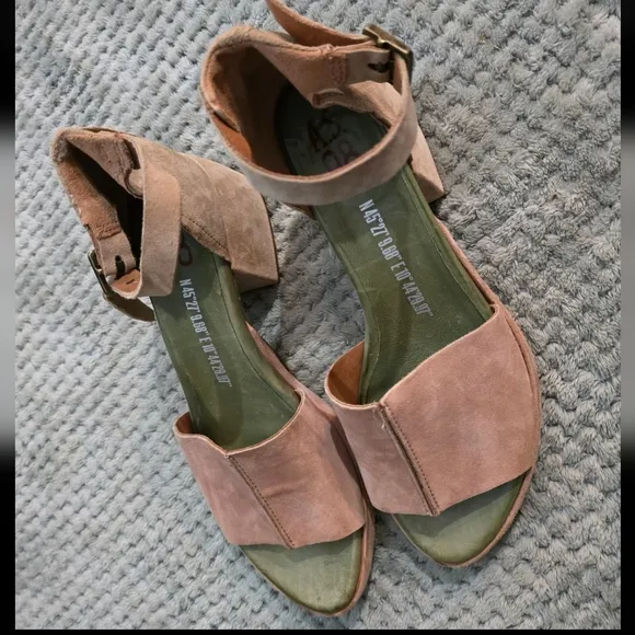 A.S. 98 Crue Block Heel Sandals fit like 10.5