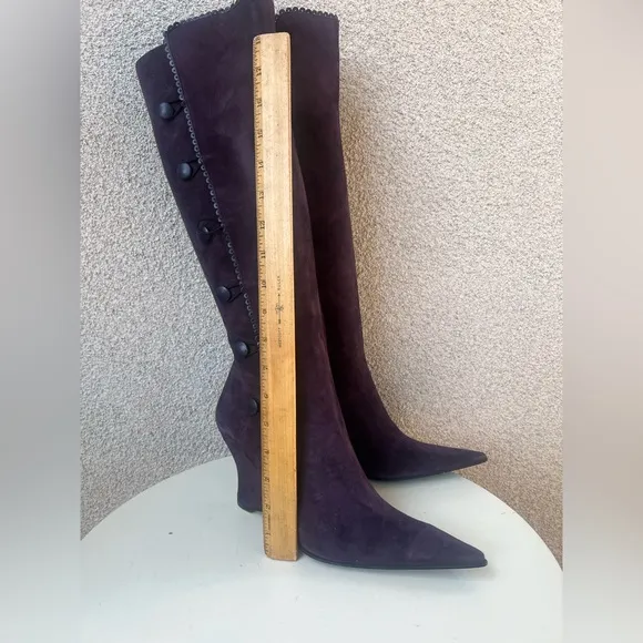 Avante-garde purple wedge heel boots suede pointed toe Sz 40 9 by Adam Milano.
