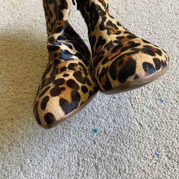 B. Makowsky calf hair leopard print ankle boots mob wife