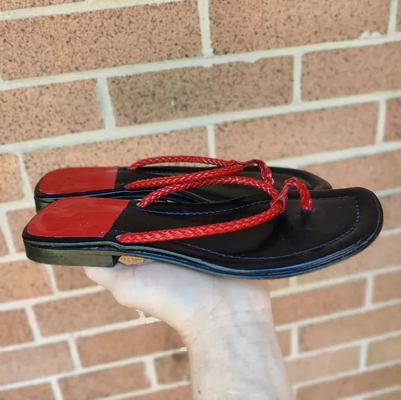 Bally Black And Red Leather Thong Flats Sandals