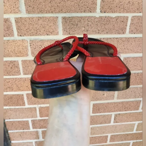 Bally Black And Red Leather Thong Flats Sandals