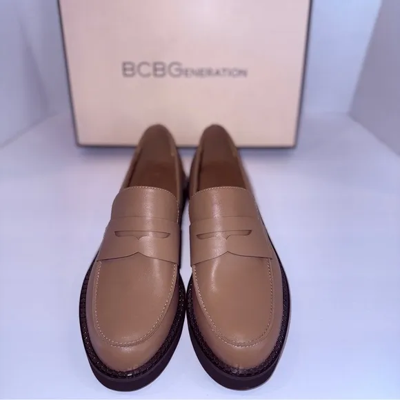 BCBGeneration Luxe Tan Penny Loafers – NWT Comfort   Style Size 9M