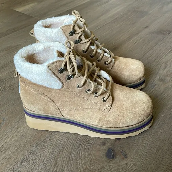 Bearpaw Retro Quinn Boots In Iced Coffee Size 10
