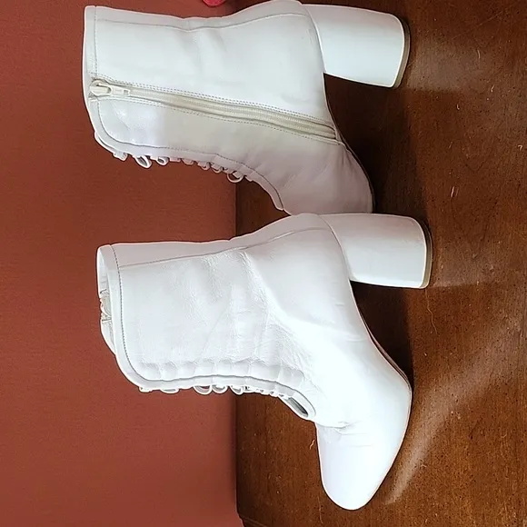 Belladonna White Leather Lace Up Boots