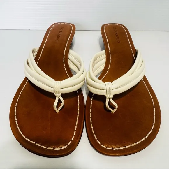 Bernardo Miami Demi White Leather Heel Sandals Size 11