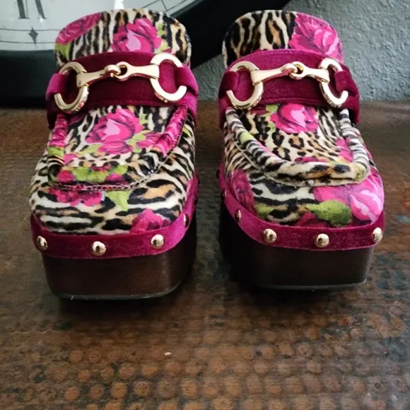Betsey Johnson Aydin Printed Velvet Platform Clog