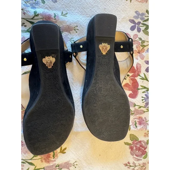 Bettye Muller Concept Black Sandals Size 8