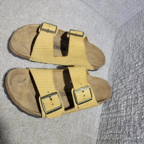 Birkenstock Arizona Corduroy Size 39 L8 M6 N Mustard Yellow Double Strap Sandals