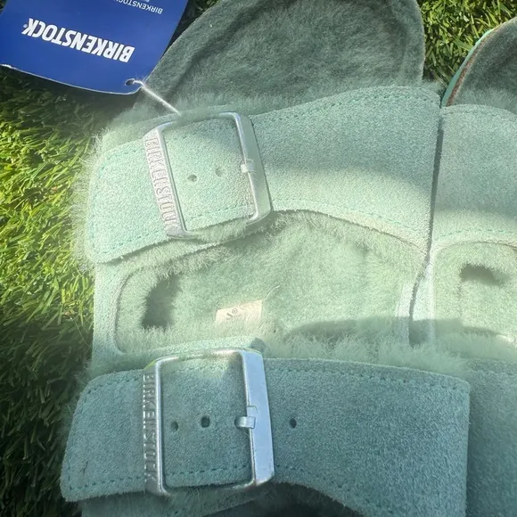 Birkenstock Arizona ShearlingSuede Leather - Beryl Sandals Women’s 8 (39 eur)