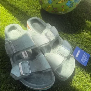 Birkenstock Arizona ShearlingSuede Leather - Beryl Sandals Women’s 8 (39 eur)