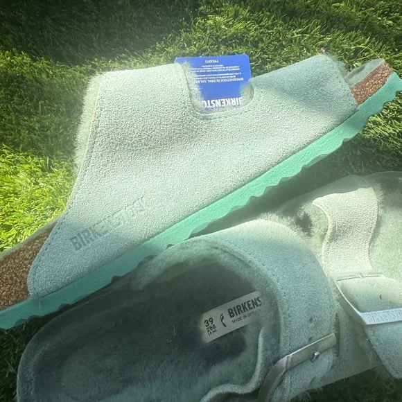 Birkenstock Arizona ShearlingSuede Leather - Beryl Sandals Women’s 8 (39 eur)