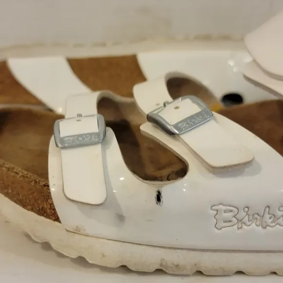BIRKENSTOCK BIRKI'S WHITE PATENT LEATHER 3 STRAP SANDALS (sz US 8 or Euro 39)